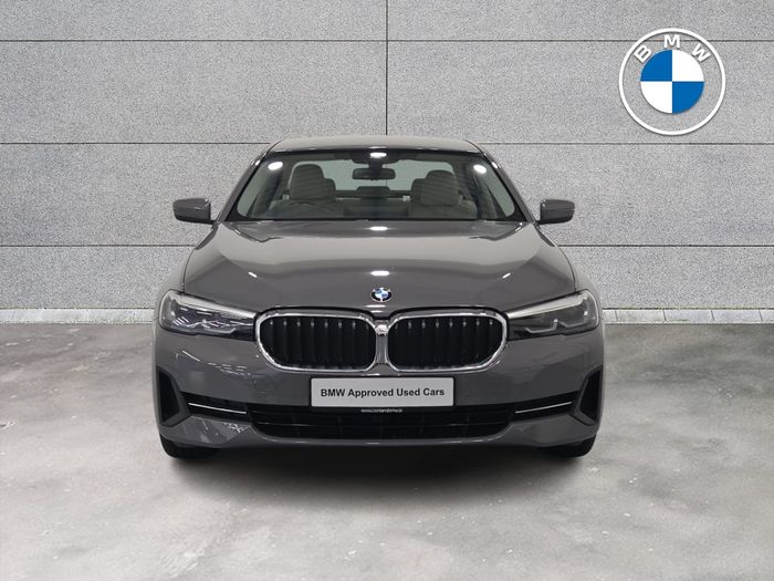 BMW 5 Series 2021