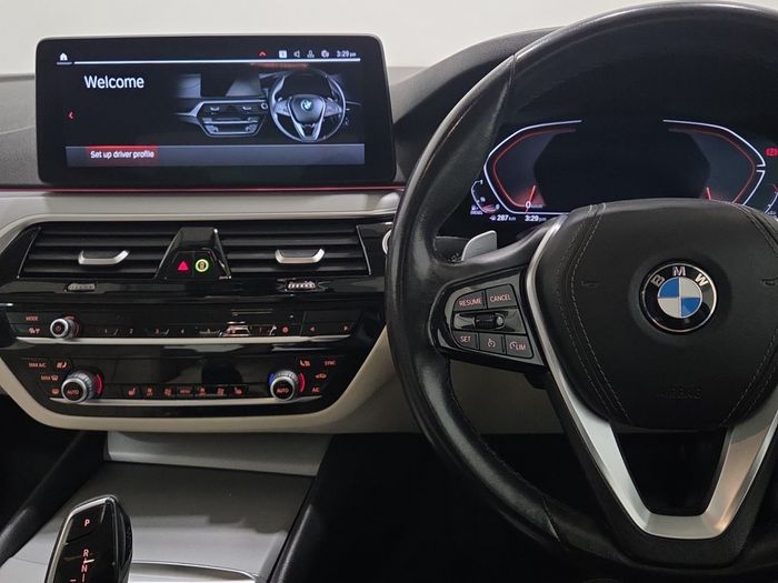BMW 5 Series 2021