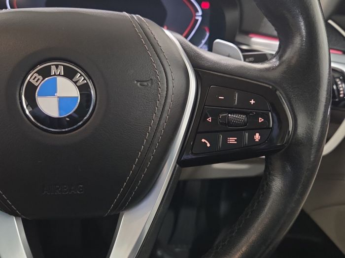 BMW 5 Series 2021