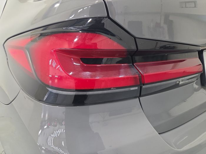 BMW 5 Series 2021