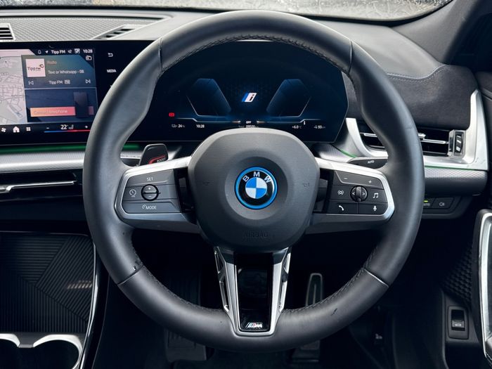 BMW iX2 2025