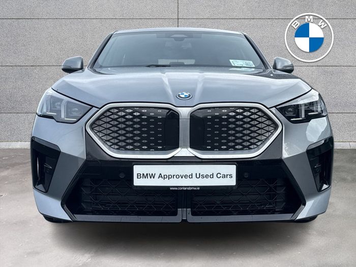 BMW iX2 2025