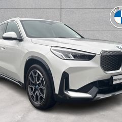 BMW iX1 2025