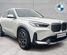 BMW iX1 2025
