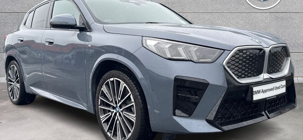 BMW iX2 2025