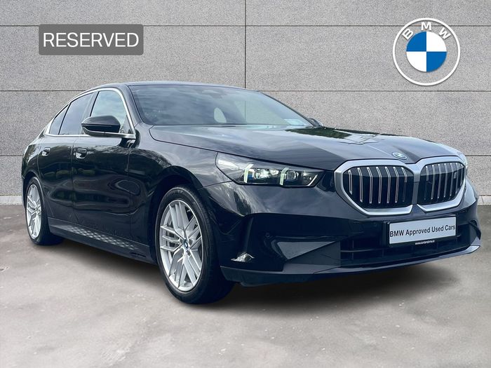 BMW i5 2025