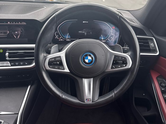 BMW 3 Series 2022