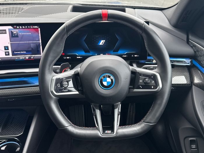 BMW i5 2024