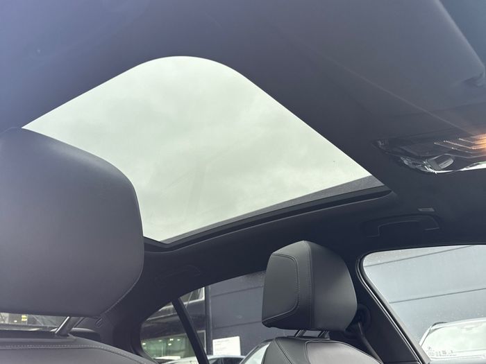 BMW i5 2024