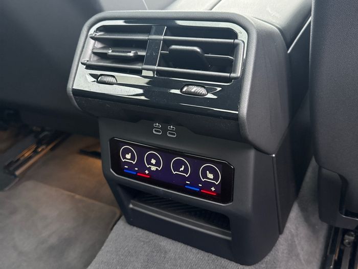 BMW i5 2024