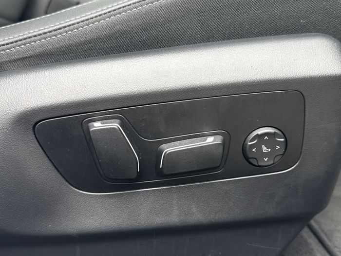 BMW i5 2024