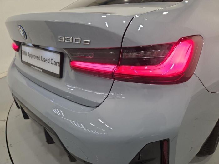 BMW 3 Series 2025