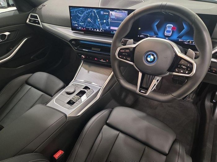 BMW 3 Series 2025