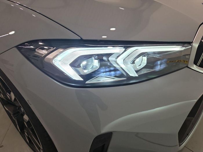 BMW 3 Series 2025
