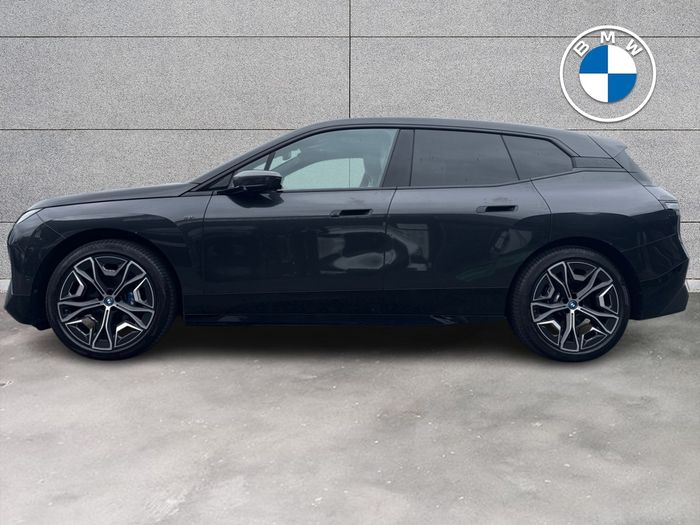BMW IX 2022