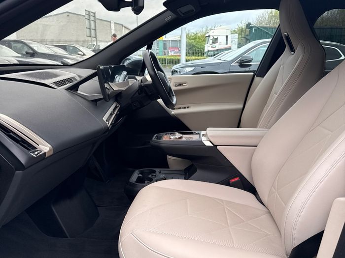 BMW IX 2022