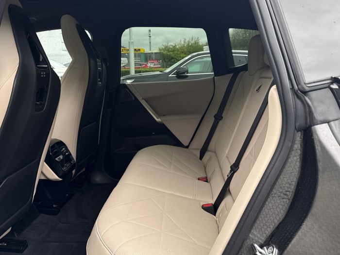 BMW IX 2022