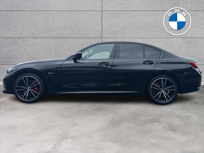 BMW 3 Series 2023
