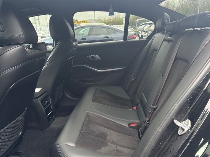 BMW 3 Series 2023