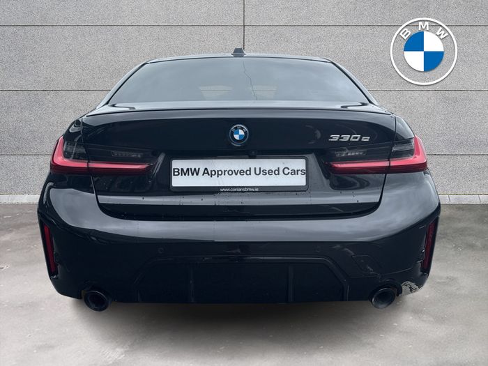 BMW 3 Series 2023