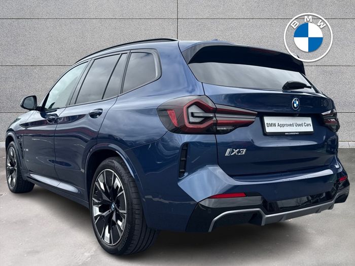 BMW iX3 2023