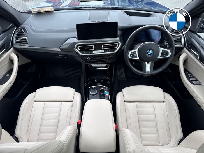 BMW iX3 2023