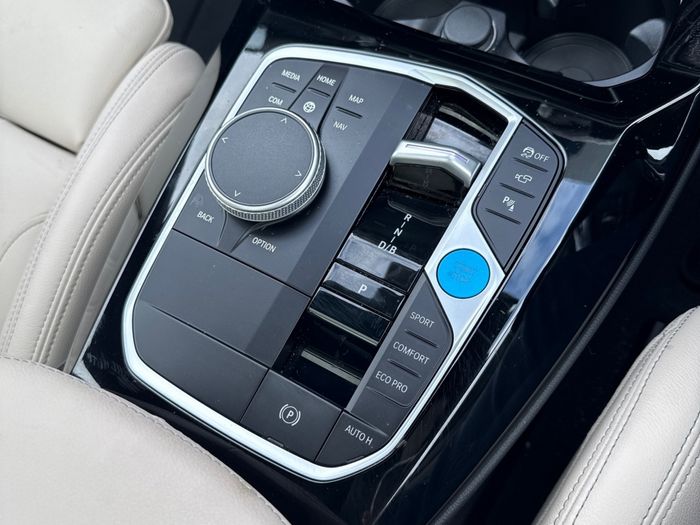 BMW iX3 2023