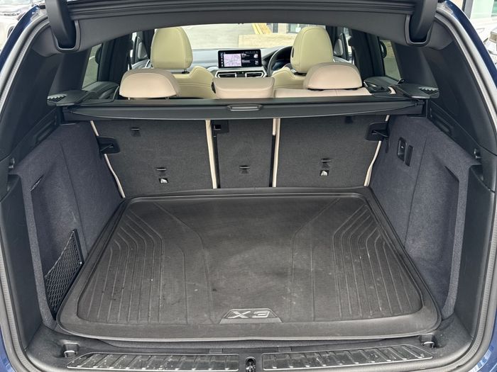 BMW iX3 2023