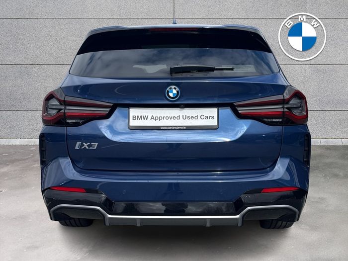BMW iX3 2023