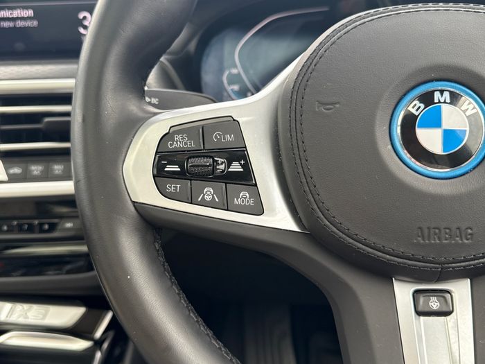 BMW iX3 2023