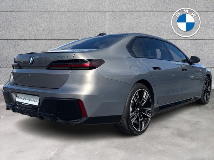 BMW 7 Series 2023