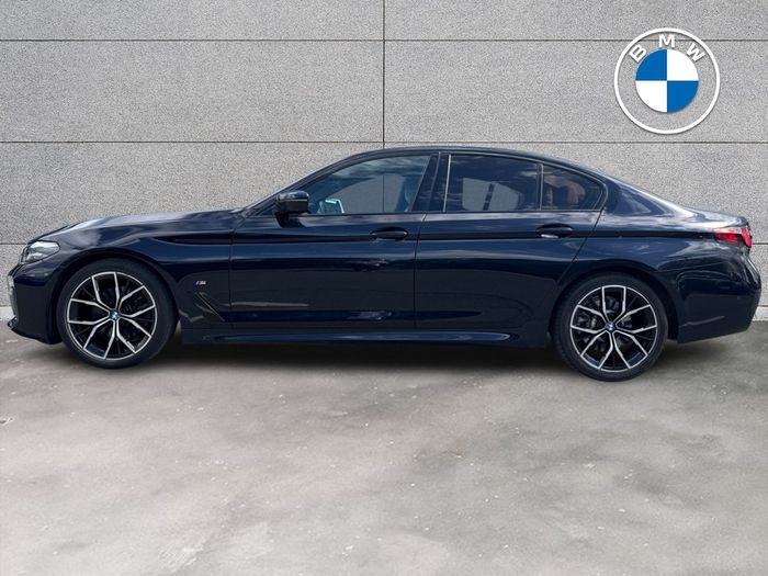 BMW 5 Series 2021