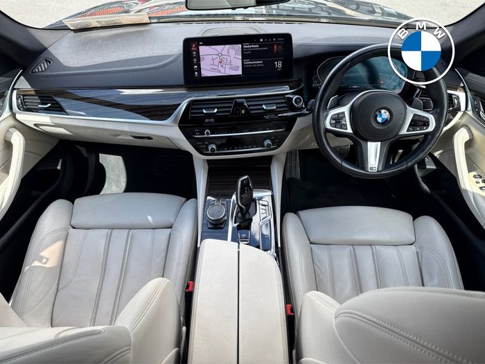 BMW 5 Series 2021