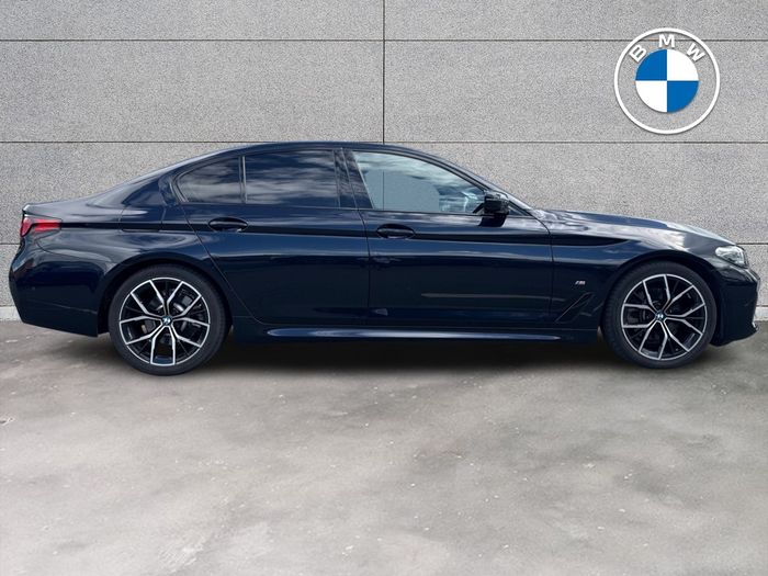 BMW 5 Series 2021