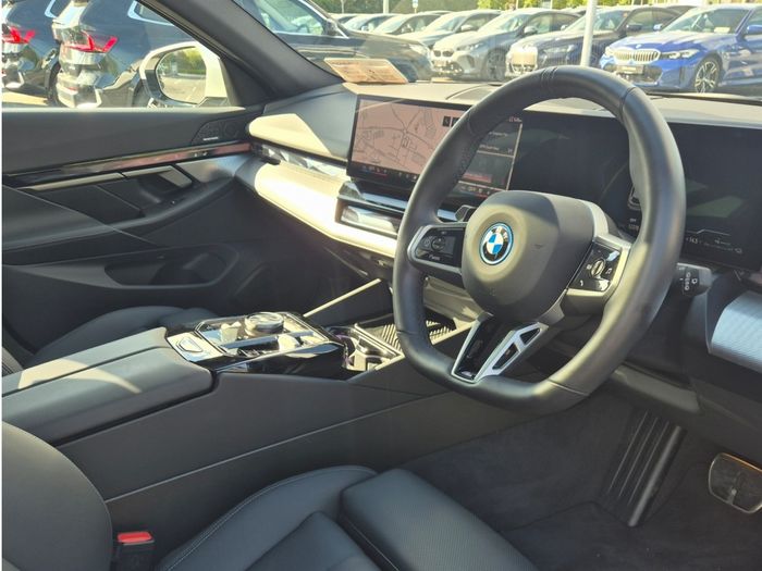 BMW 5 Series 2025