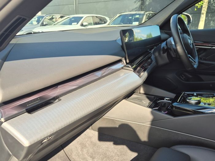 BMW 5 Series 2025