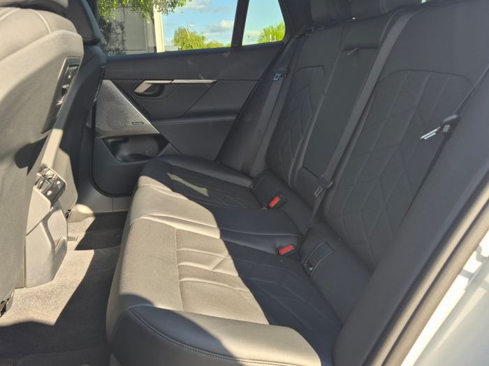 BMW 5 Series 2025