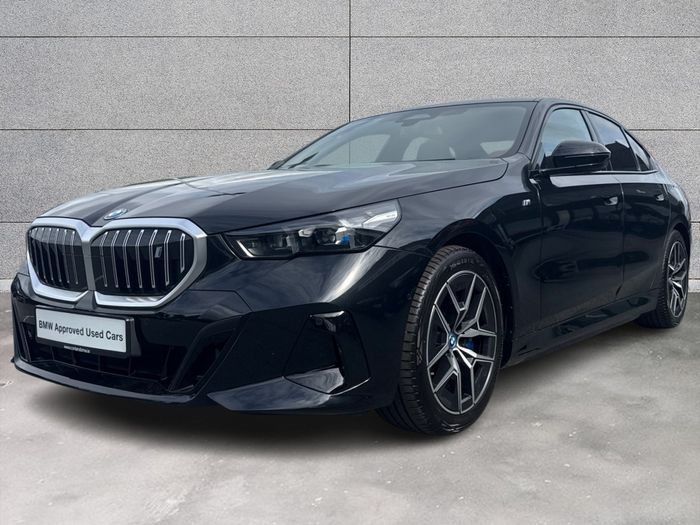 BMW i5 2025