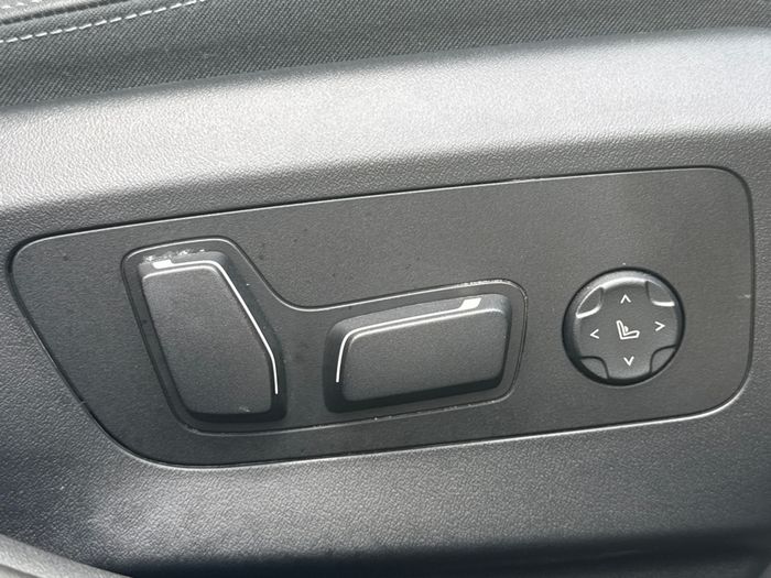 BMW i5 2025