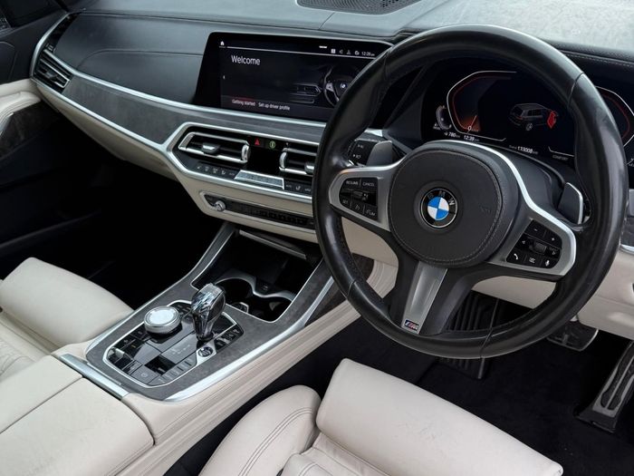 BMW X7 2020