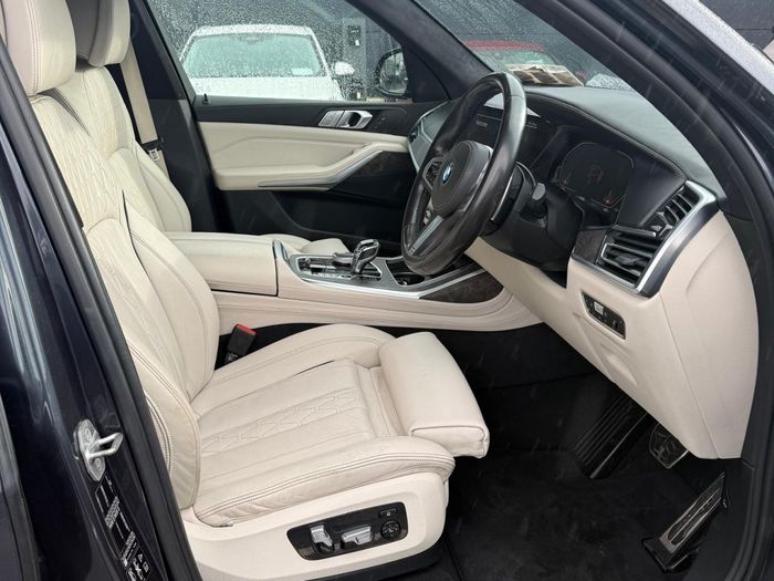 BMW X7 2020