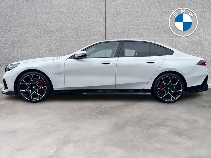 BMW 5 Series 2026
