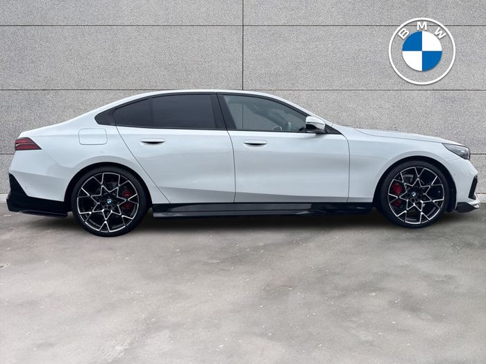 BMW 5 Series 2026