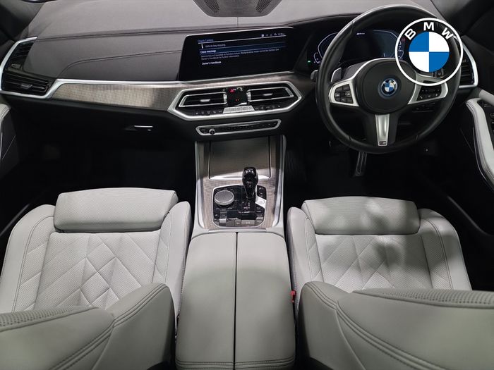 BMW X5 2023