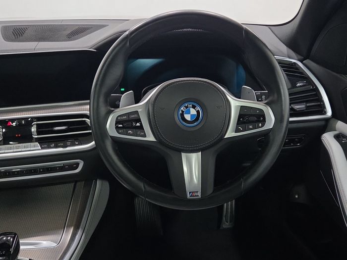 BMW X5 2023