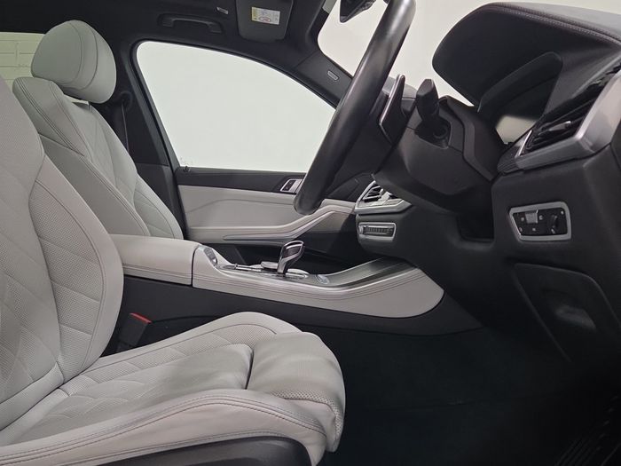 BMW X5 2023