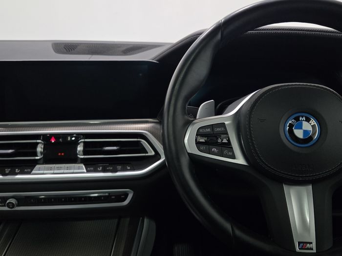 BMW X5 2023
