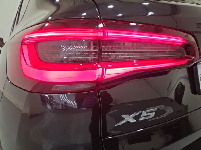 BMW X5 2023