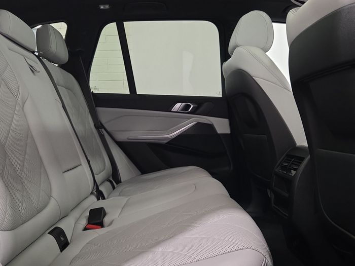 BMW X5 2023