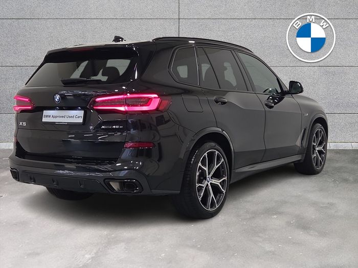 BMW X5 2023